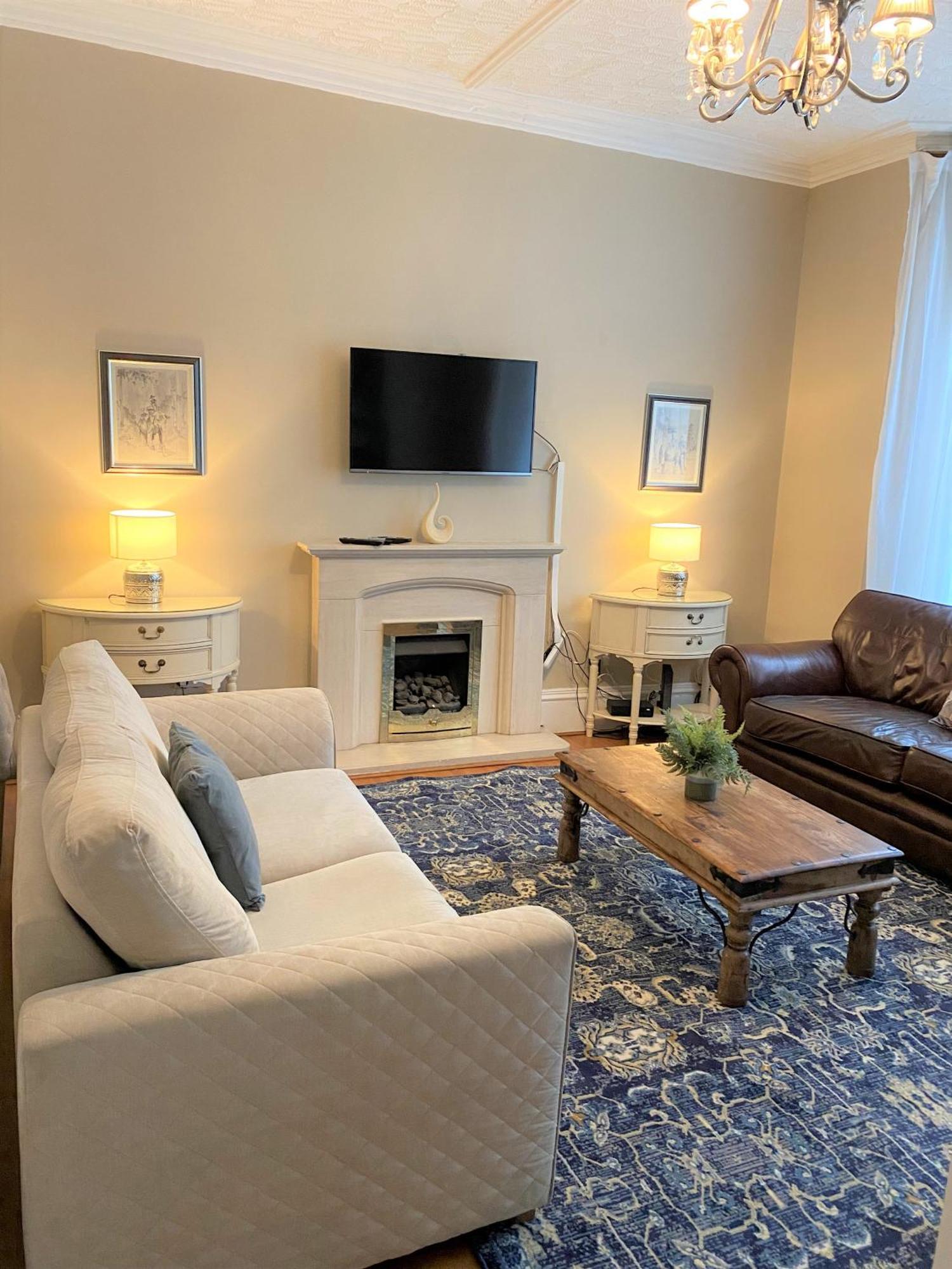 Villa With Park Views Close To Liverpool Centre Eksteriør bilde